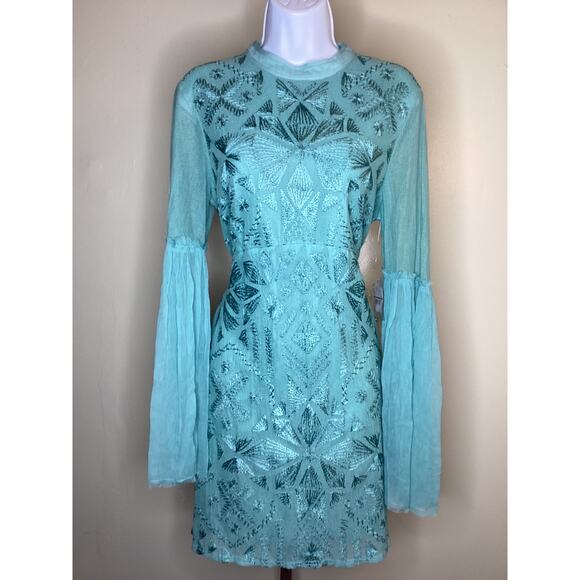 Free People Women Embroidered Mini Bell/Sl  Dress Sz 12 Mint green Boho Coquette - Picture 6 of 12
